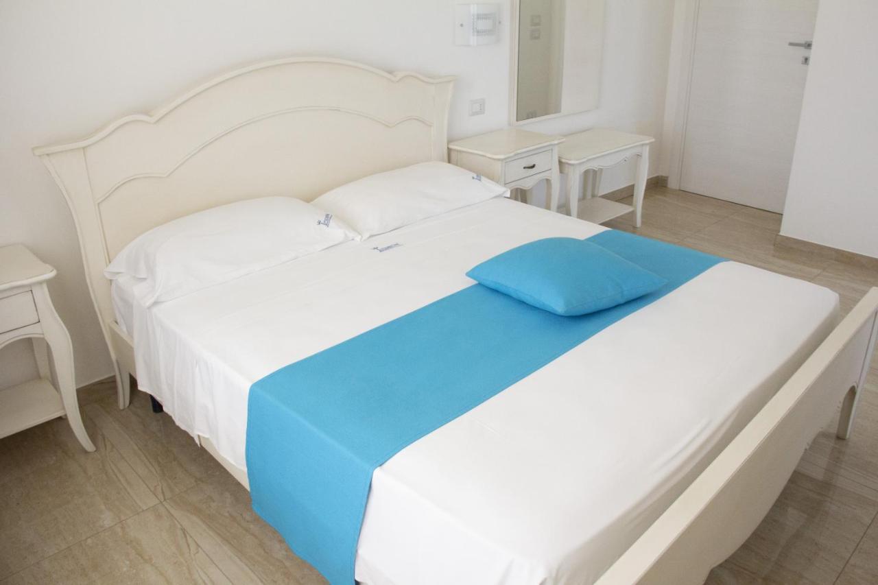 B&B Imperial Exclusive Rooms & Breakfast ปอร์โตเชซาเรโอ ภายนอก รูปภาพ